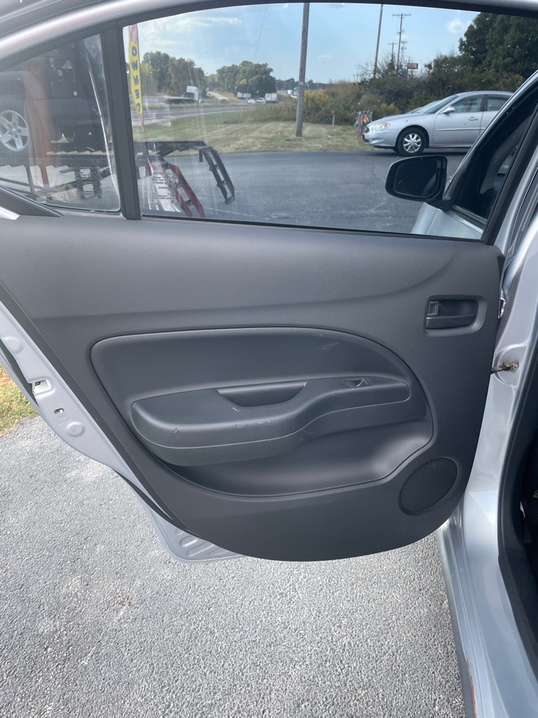 Photo 15 of this MITSUBISHI MIRAGE
