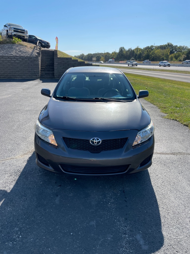 Photo 8 of this TOYOTA COROLLA
