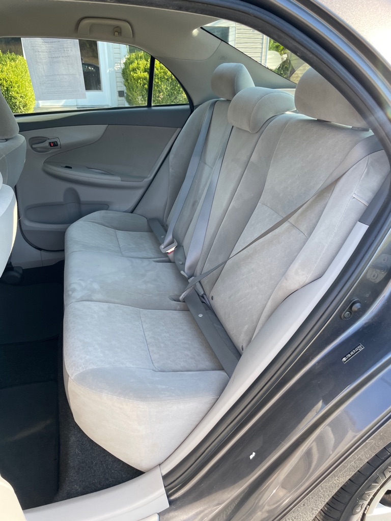 Photo 16 of this TOYOTA COROLLA