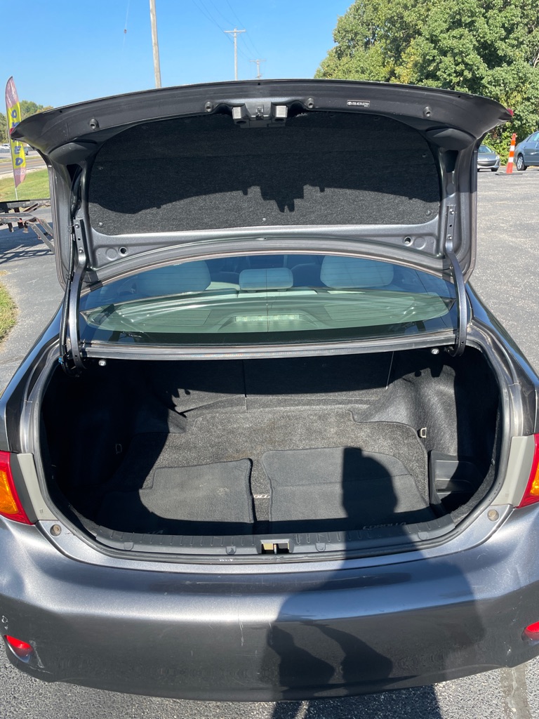 Photo 17 of this TOYOTA COROLLA
