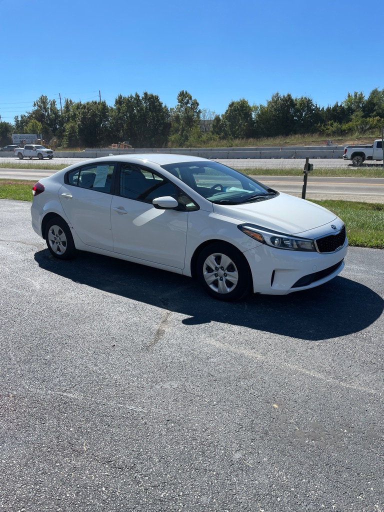 Photo 7 of this KIA FORTE