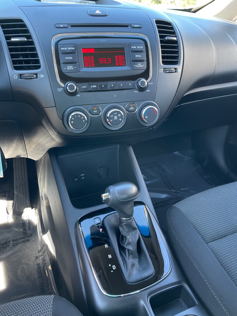 Photo 13 of this KIA FORTE
