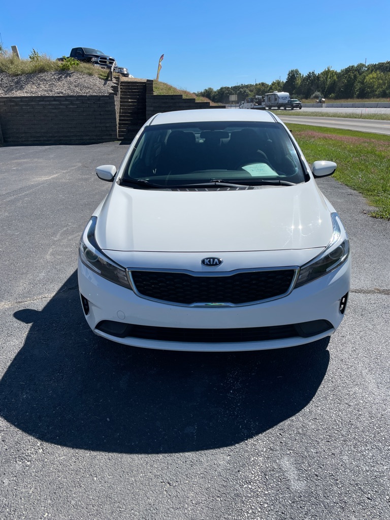 Photo 8 of this KIA FORTE