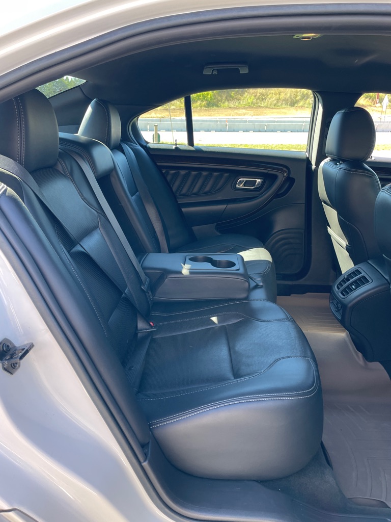 Photo 20 of this FORD TAURUS