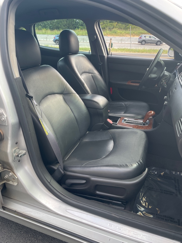 Photo 22 of this BUICK LACROSSE
