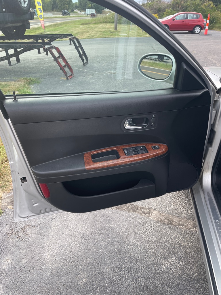 Photo 10 of this BUICK LACROSSE