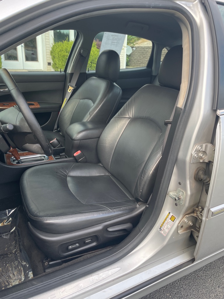 Photo 14 of this BUICK LACROSSE