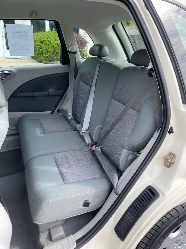 Photo 15 of this CHRYSLER PT CRUISER