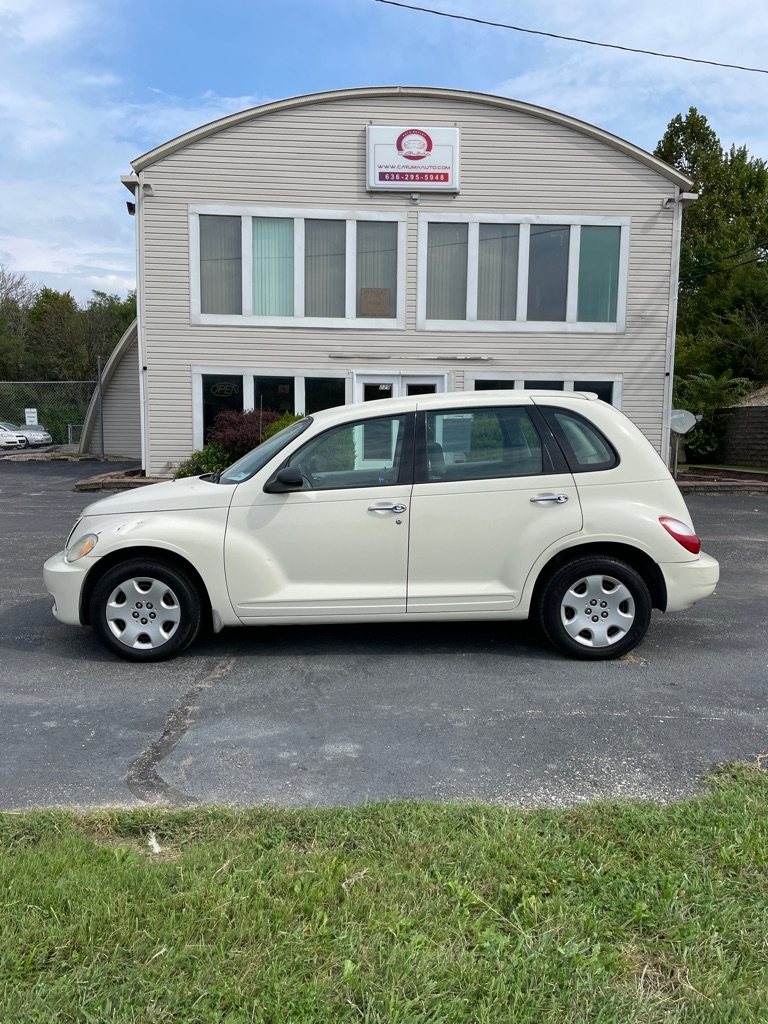 Photo 2 of this CHRYSLER PT CRUISER