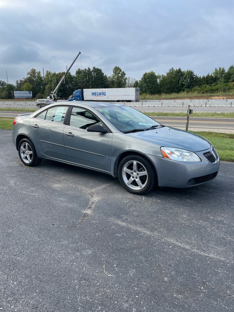 Photo 7 of this PONTIAC G6