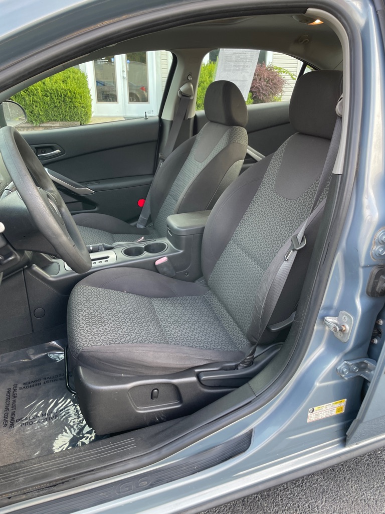 Photo 14 of this PONTIAC G6