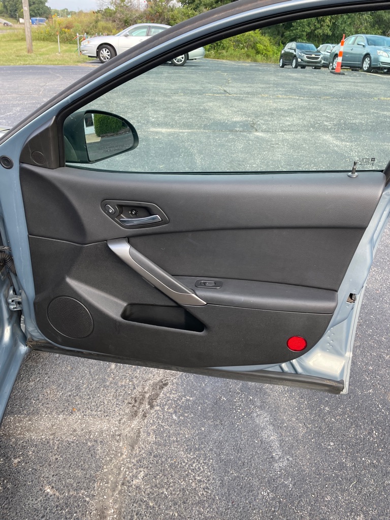 Photo 22 of this PONTIAC G6
