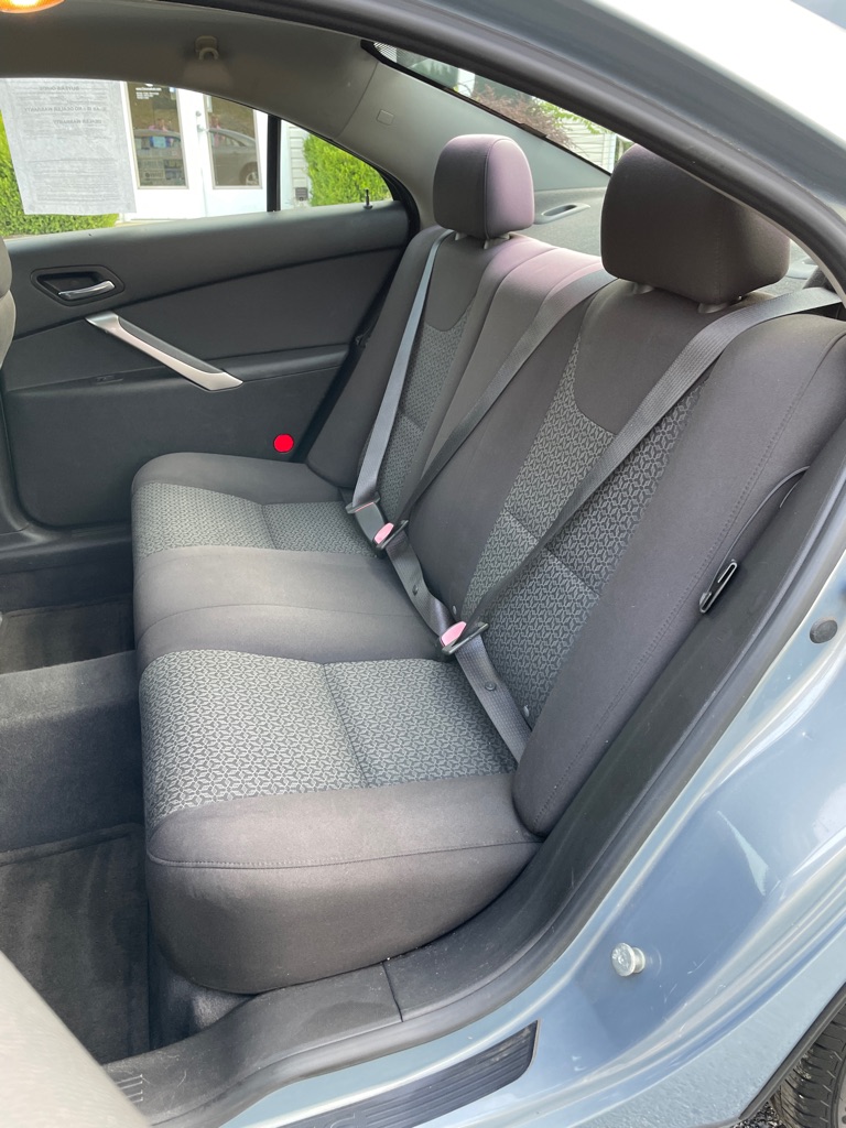 Photo 17 of this PONTIAC G6