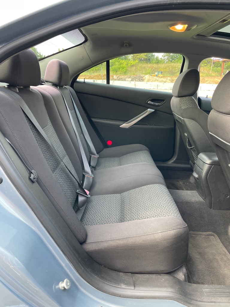 Photo 20 of this PONTIAC G6