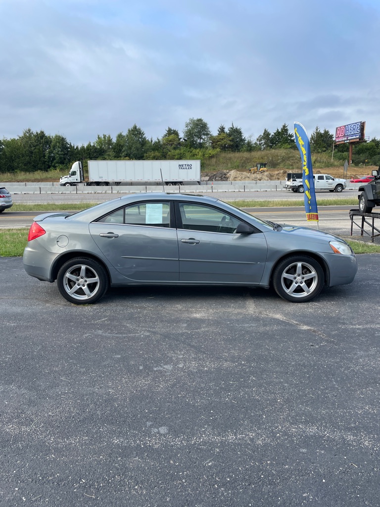 Photo 6 of this PONTIAC G6