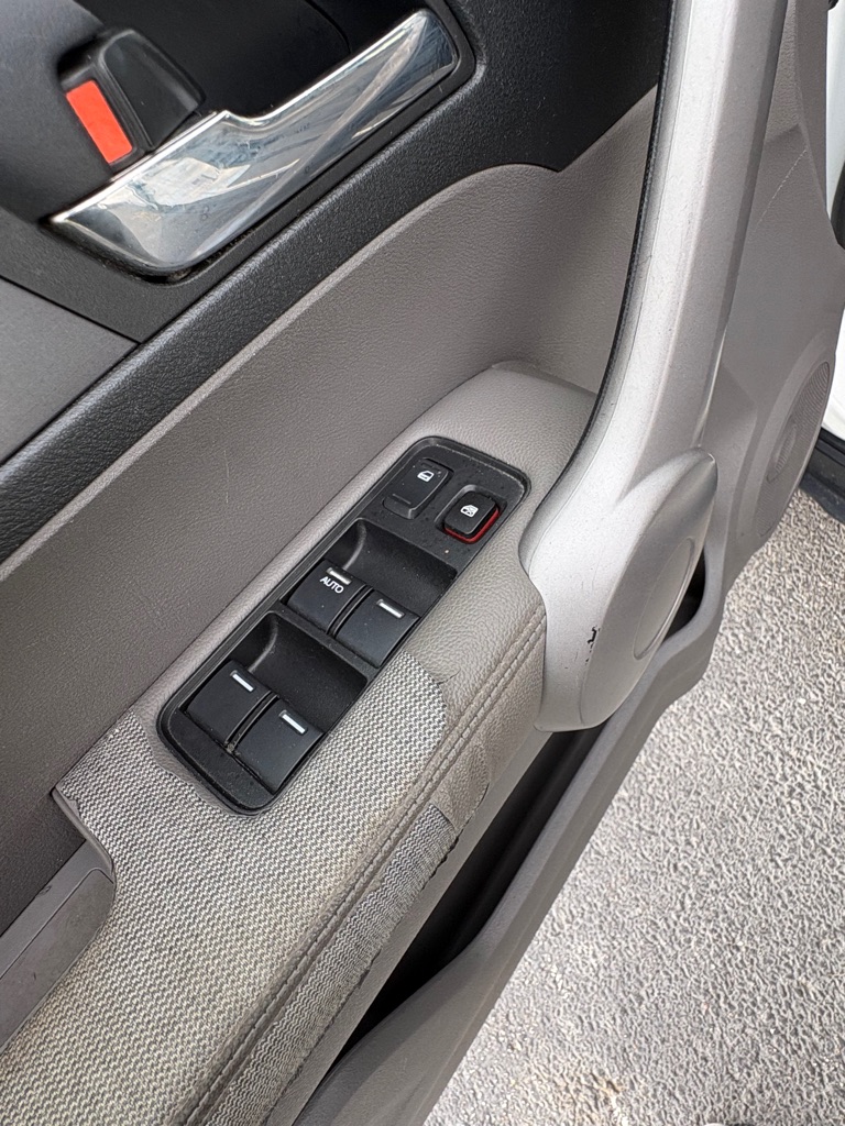 Photo 10 of this HONDA CR-V
