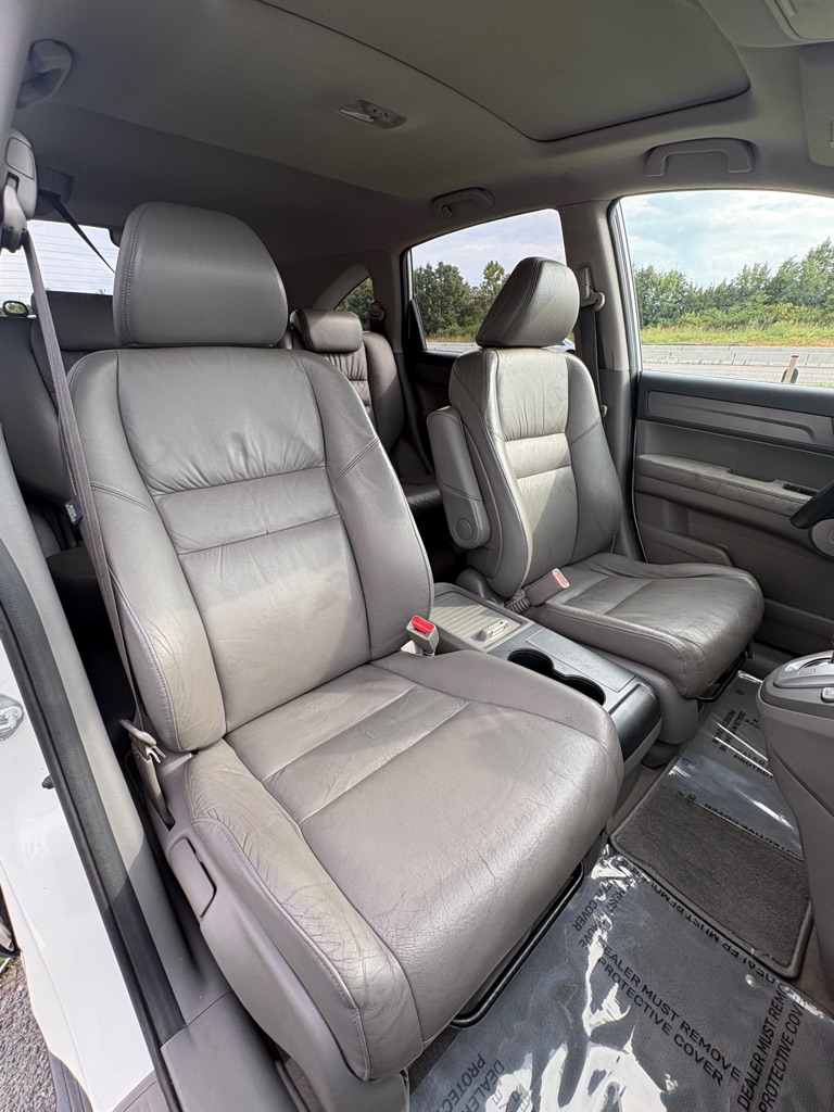 Photo 23 of this HONDA CR-V