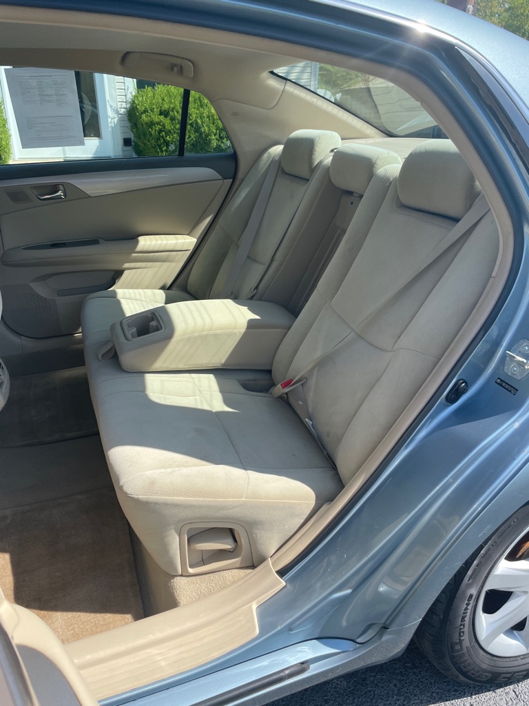 Photo 17 of this TOYOTA AVALON