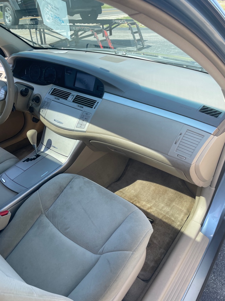 Photo 21 of this TOYOTA AVALON