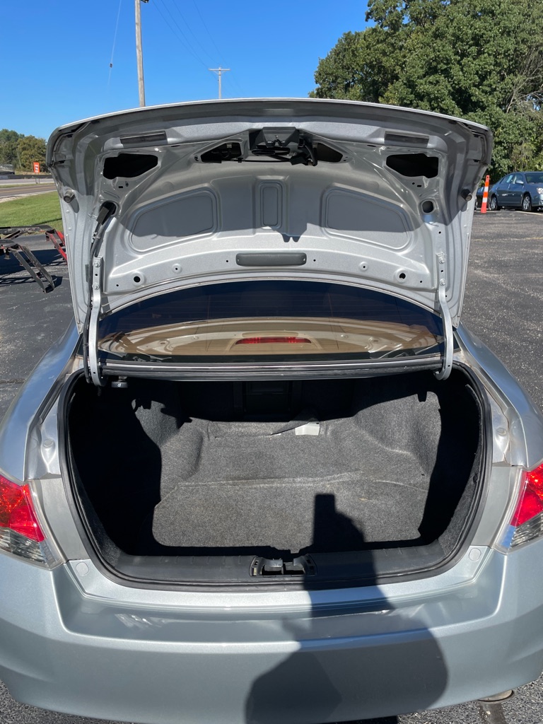Photo 17 of this HONDA ACCORD