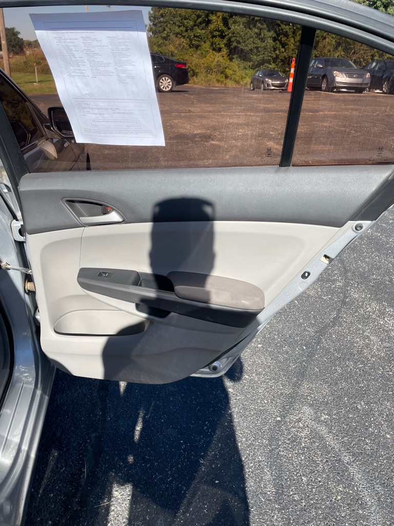 Photo 18 of this HONDA ACCORD