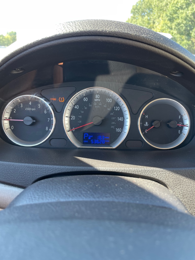 Photo 12 of this HYUNDAI SONATA