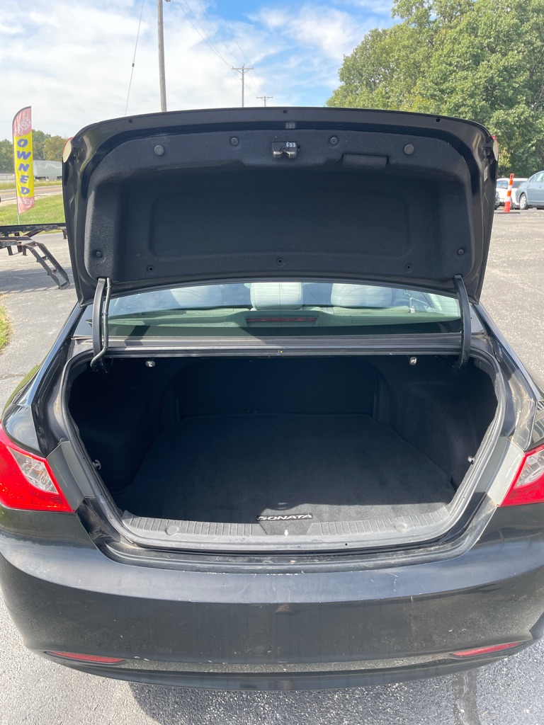 Photo 17 of this HYUNDAI SONATA