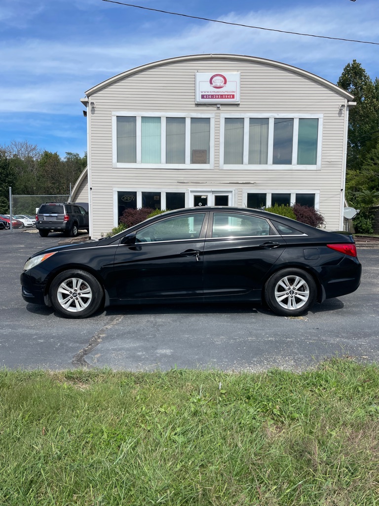 Photo 2 of this HYUNDAI SONATA