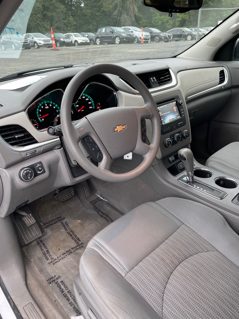 Photo 9 of this CHEVROLET TRAVERSE