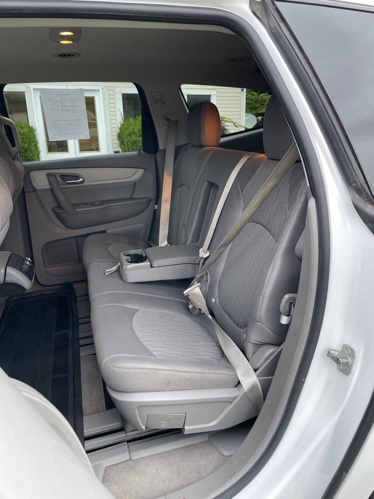 Photo 17 of this CHEVROLET TRAVERSE
