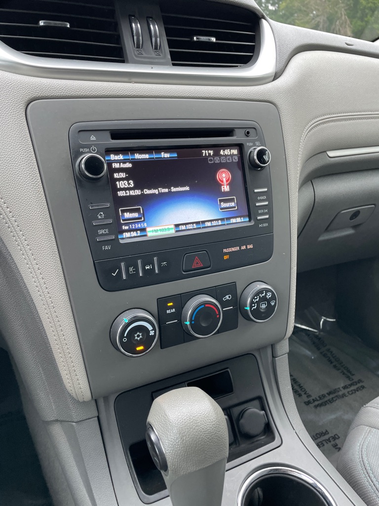 Photo 13 of this CHEVROLET TRAVERSE