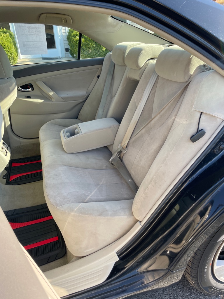 Photo 16 of this TOYOTA CAMRY