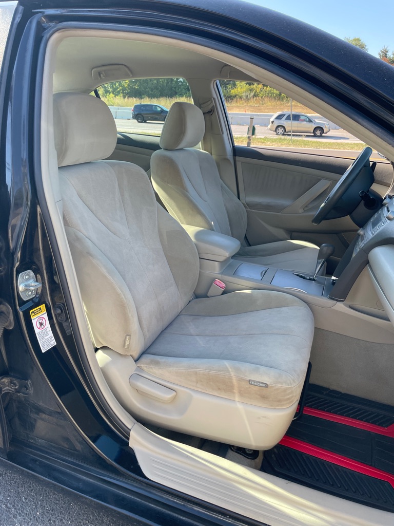 Photo 22 of this TOYOTA CAMRY