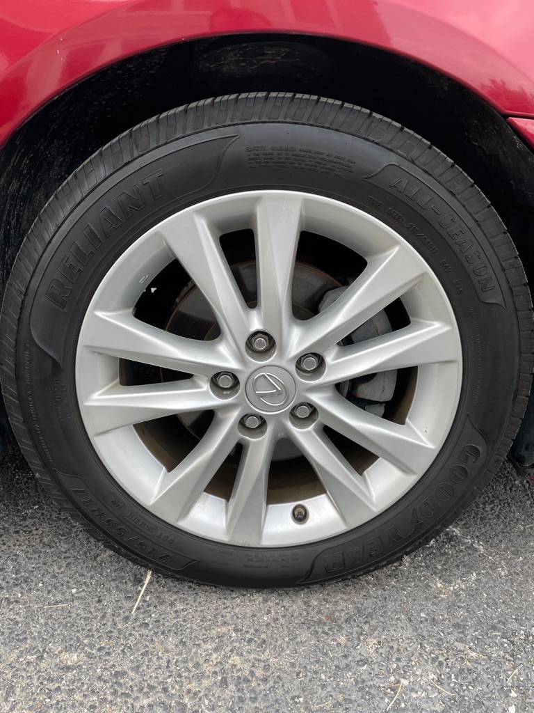 Photo 25 of this LEXUS ES