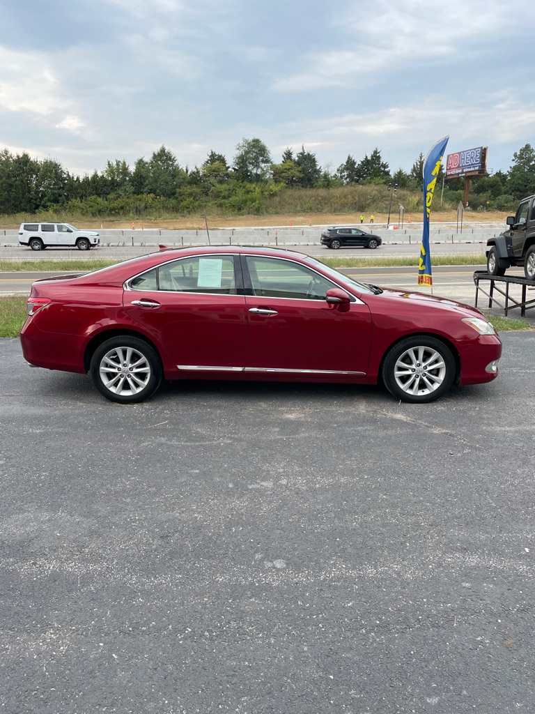 Photo 6 of this LEXUS ES