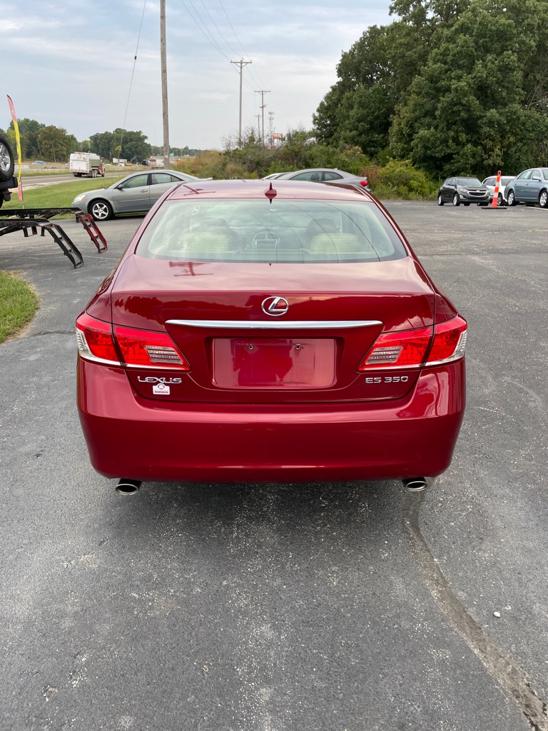 Photo 4 of this LEXUS ES
