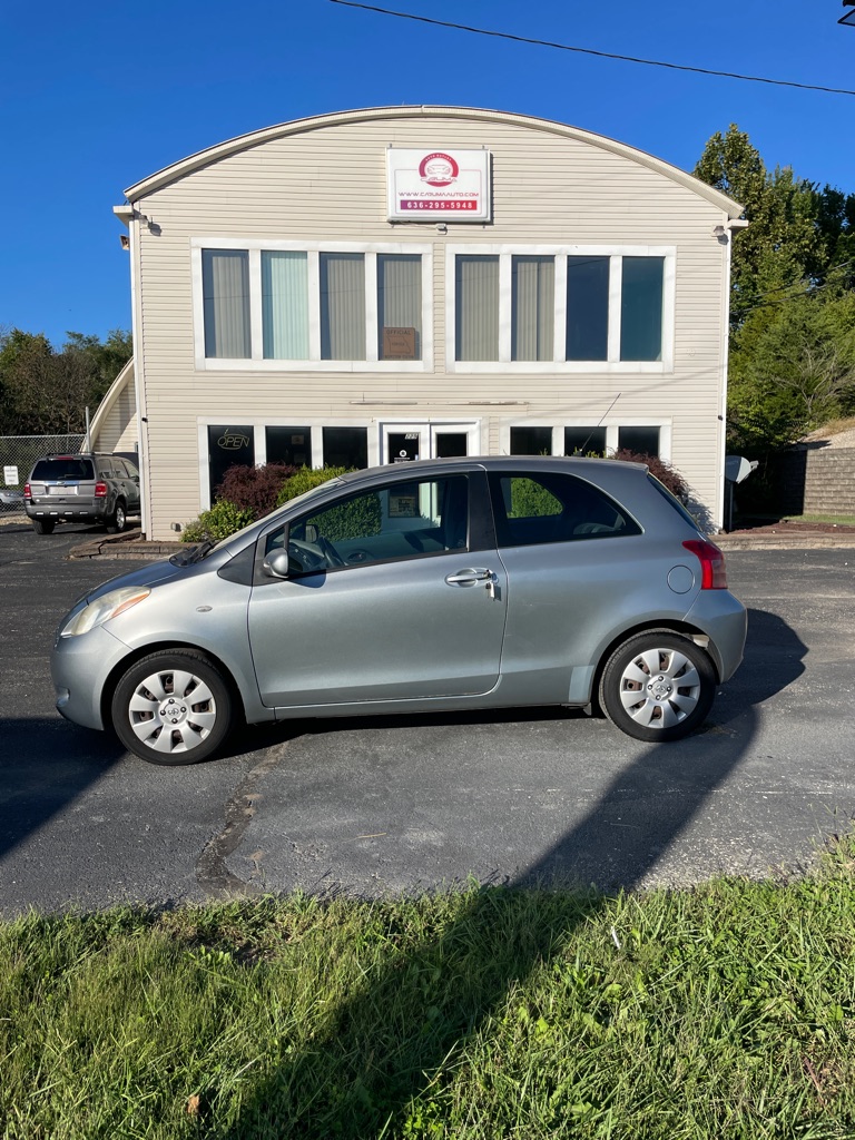 Photo 2 of this TOYOTA YARIS