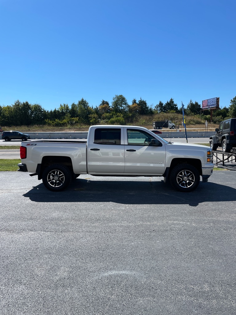 Photo 6 of this CHEVROLET SILVERADO 1500