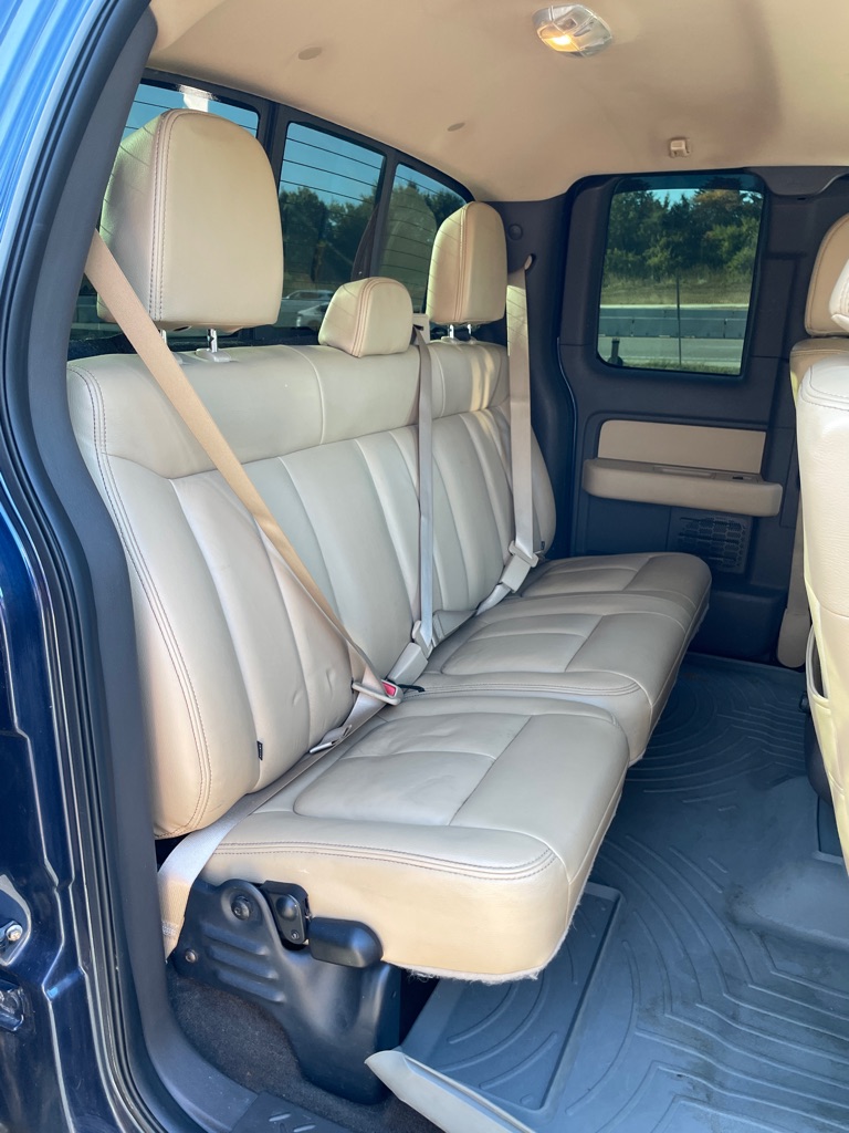 Photo 23 of this FORD F150