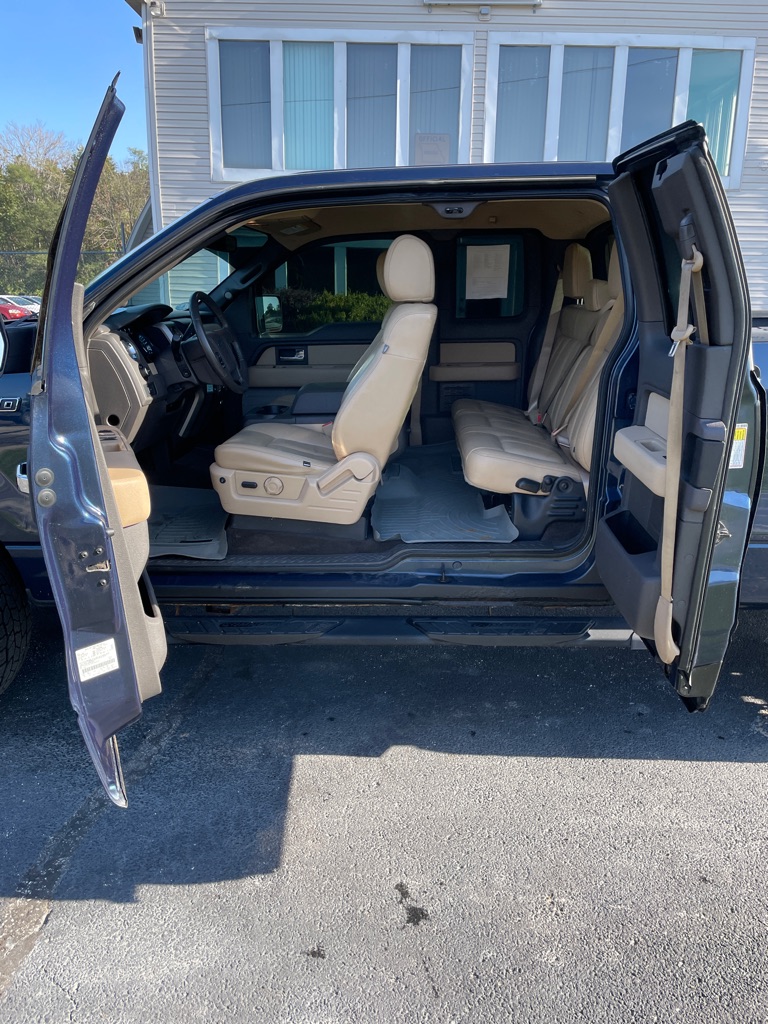 Photo 17 of this FORD F150