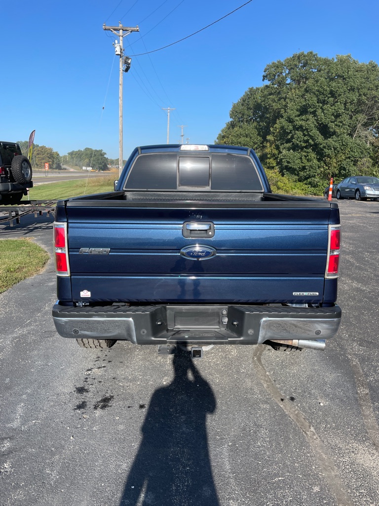 Photo 4 of this FORD F150