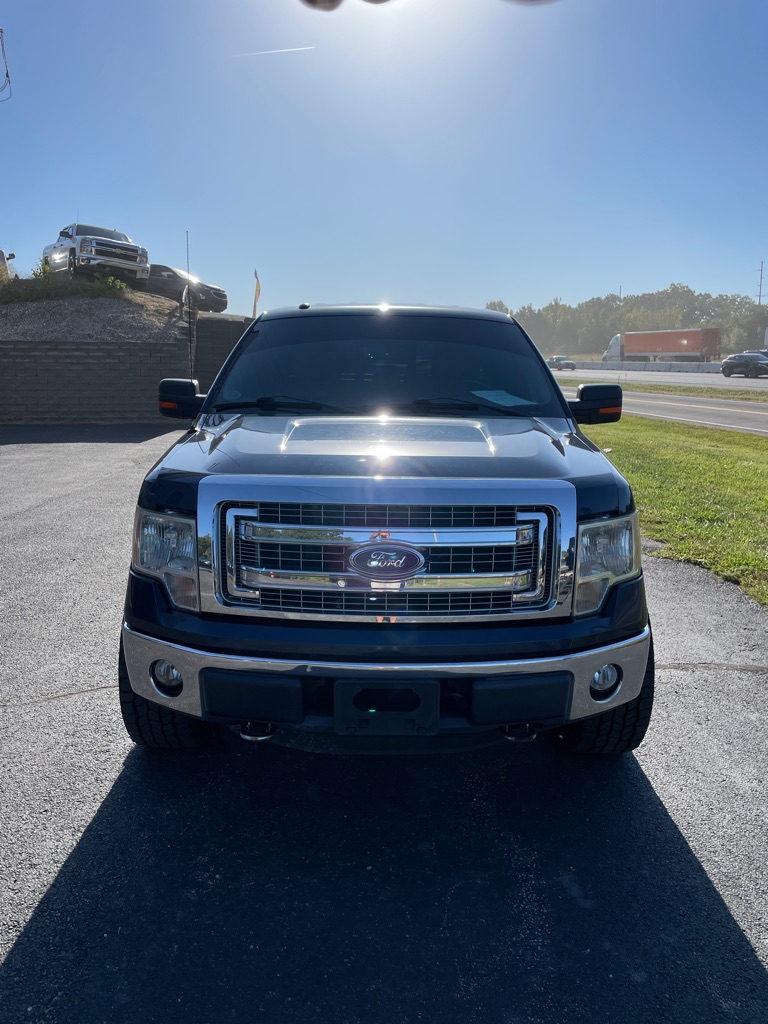 Photo 8 of this FORD F150