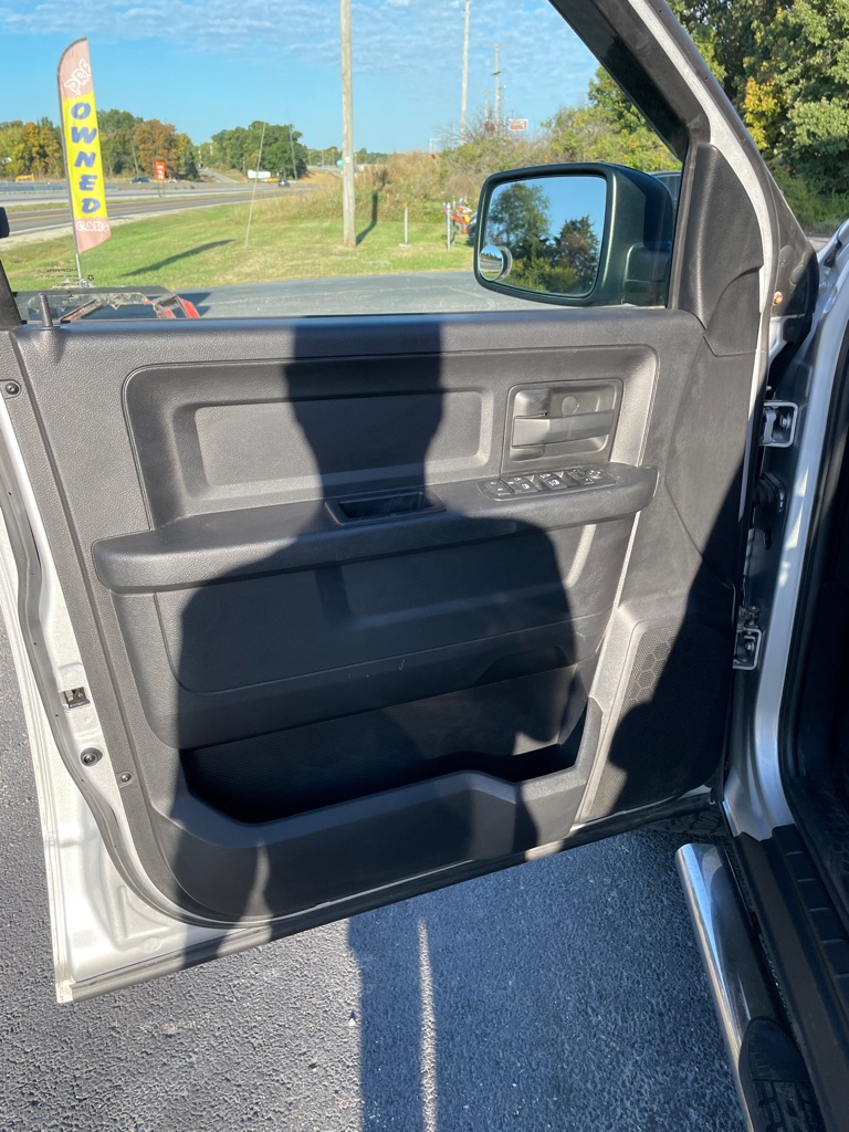 Photo 10 of this RAM 1500