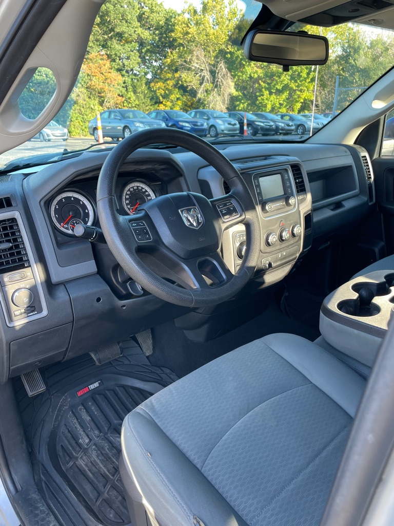 Photo 9 of this RAM 1500