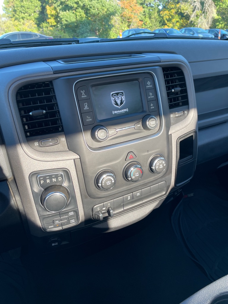 Photo 13 of this RAM 1500