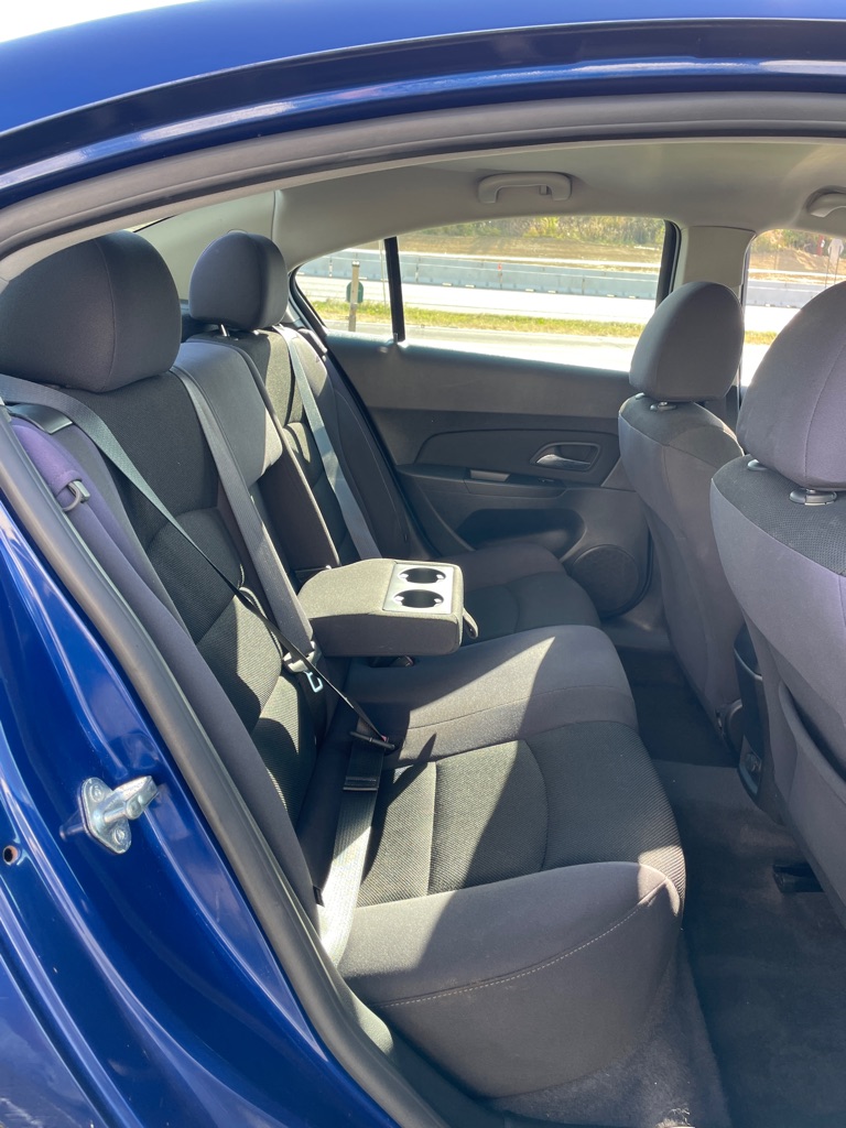 Photo 20 of this CHEVROLET CRUZE