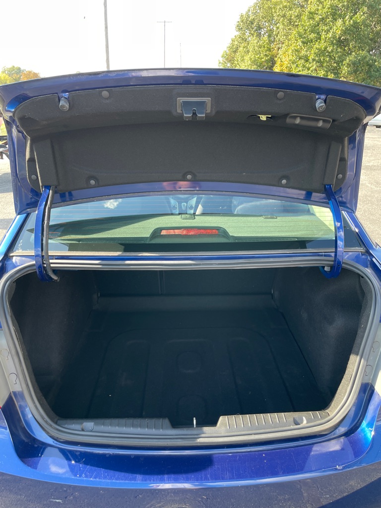 Photo 18 of this CHEVROLET CRUZE