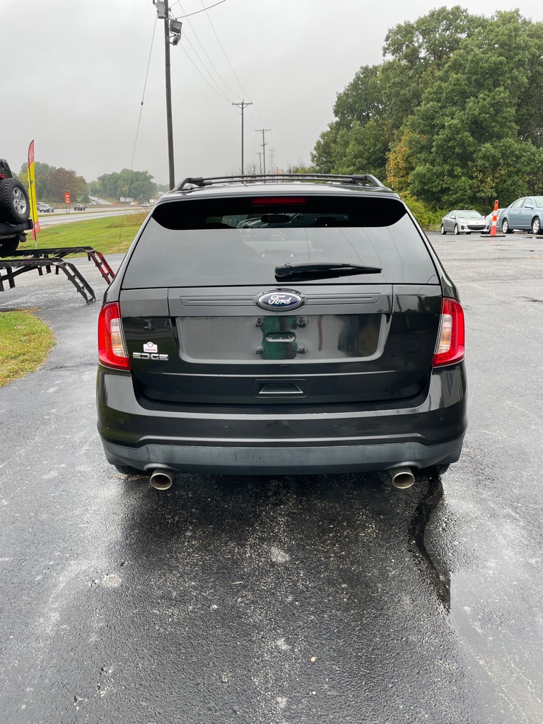 Photo 4 of this FORD EDGE