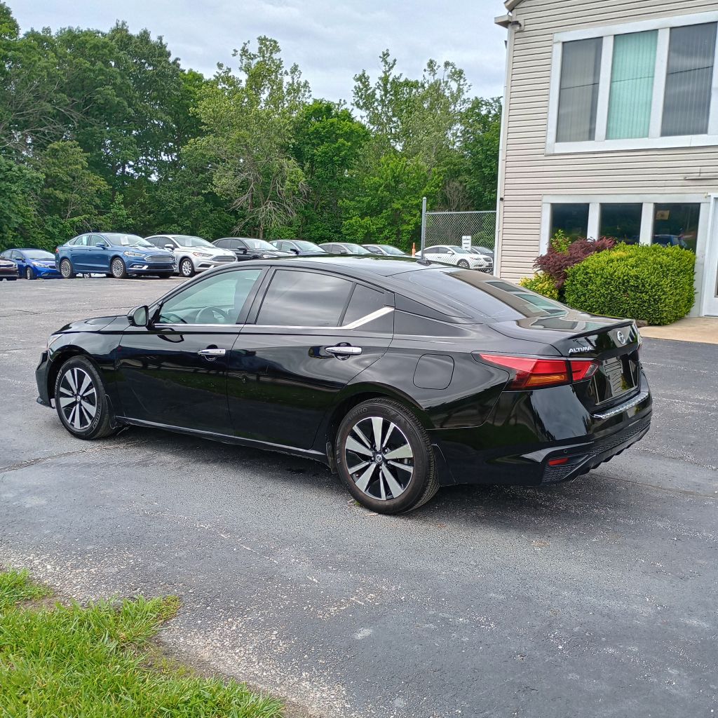 Photo 3 of this NISSAN ALTIMA