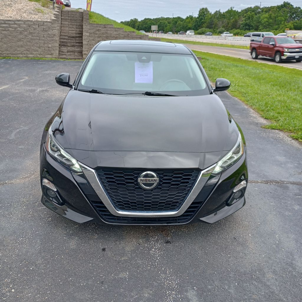 Photo 8 of this NISSAN ALTIMA